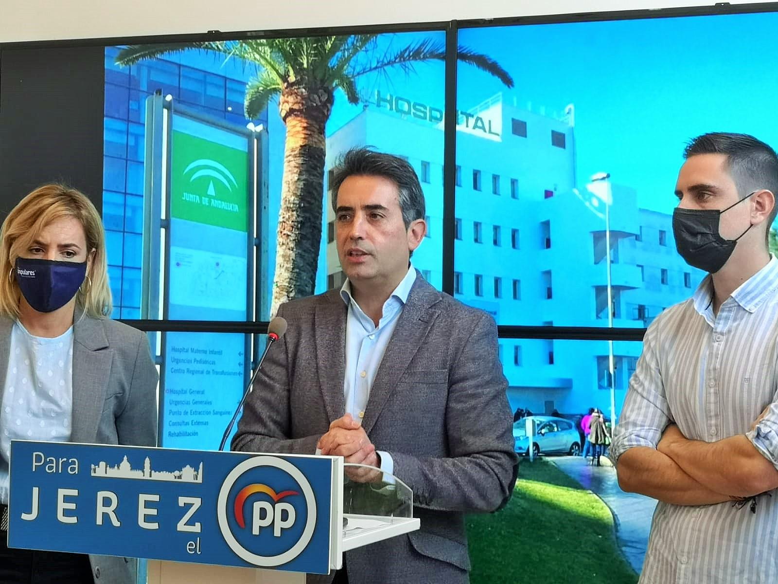 Saldaña destaca "la gran apuesta del PP de Juanma Moreno por la sanidad de Jerez"