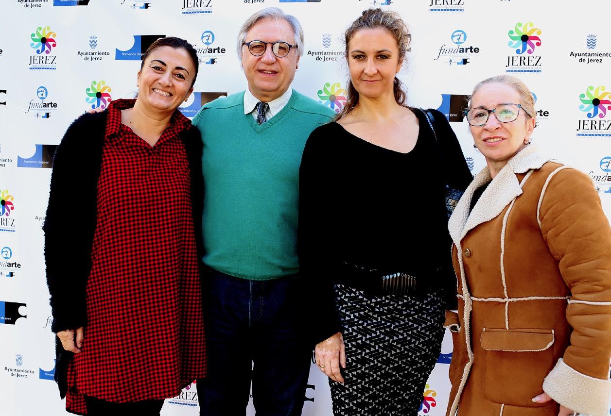 Jerez inicia con tres flashmob la celebración del Día del Flamenco