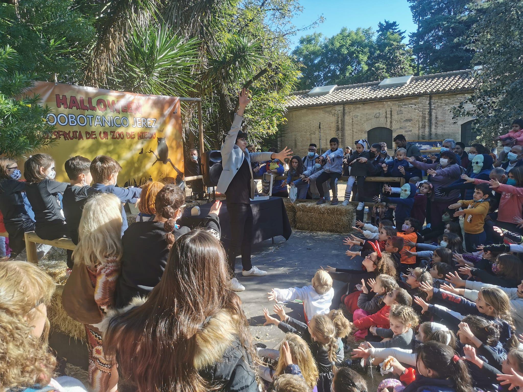 El Zoo de Jerez bate récord de asistencia en Halloween con 5.400 visitantes