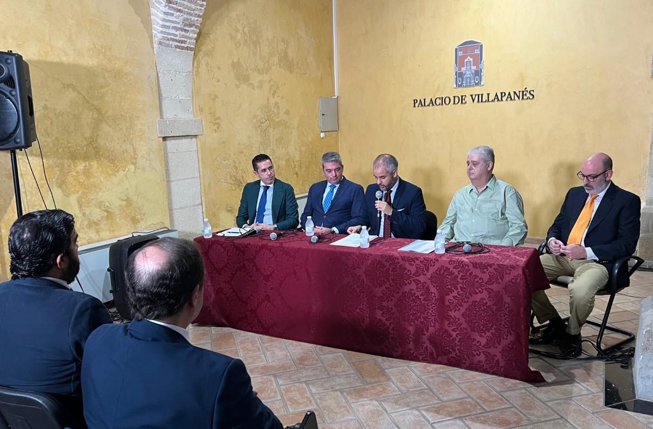 ﻿Radio: Esta fue la mesa redonda sobre 'Gestión empresarial de las cofradías'