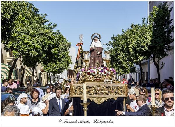 Domingo de procesión con Santa Ángela de la Cruz