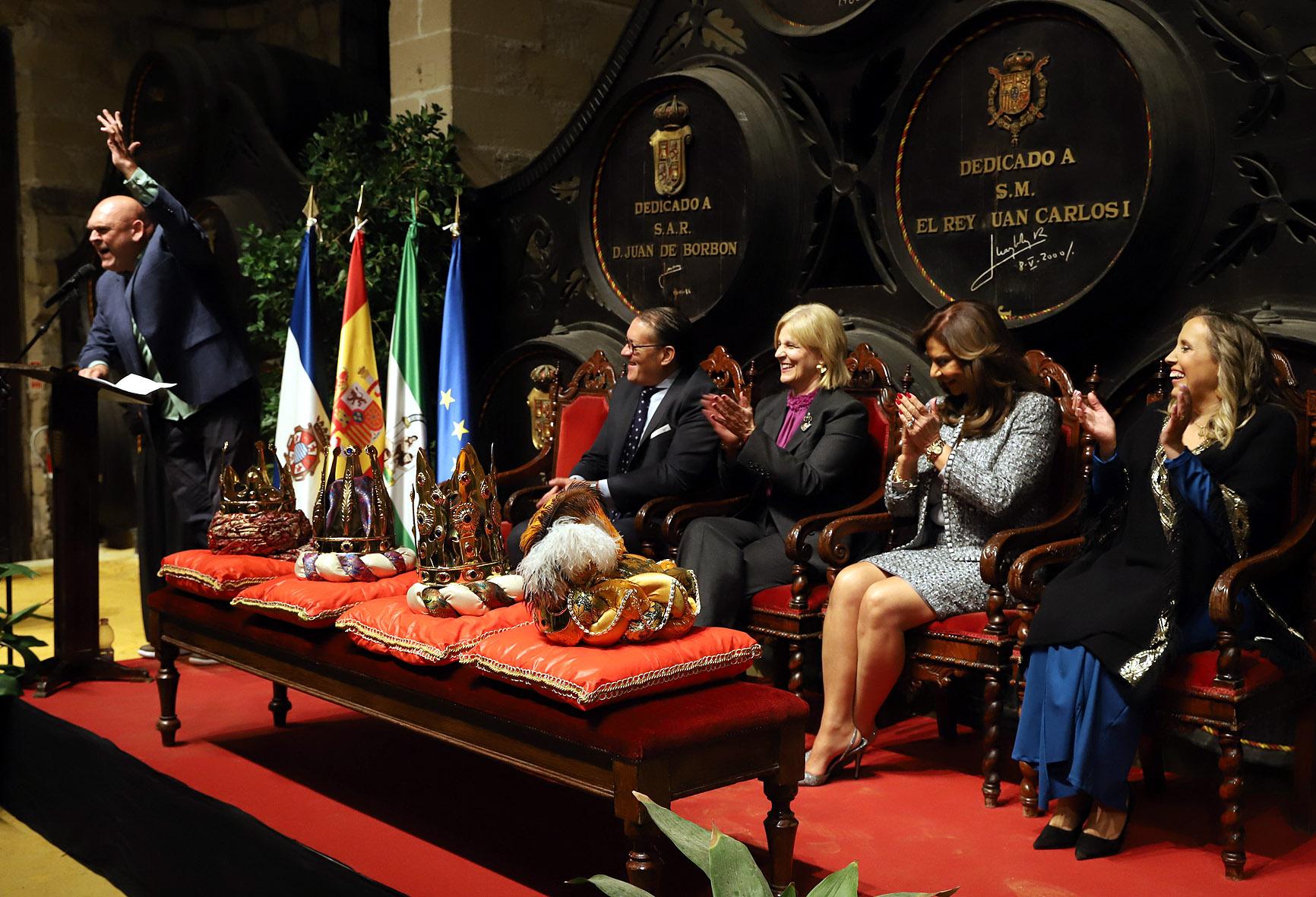 Luis Lara, Ana María Orellana y Fernando Calderón, presentados oficialmente como representantes de los Reyes Magos en Jerez