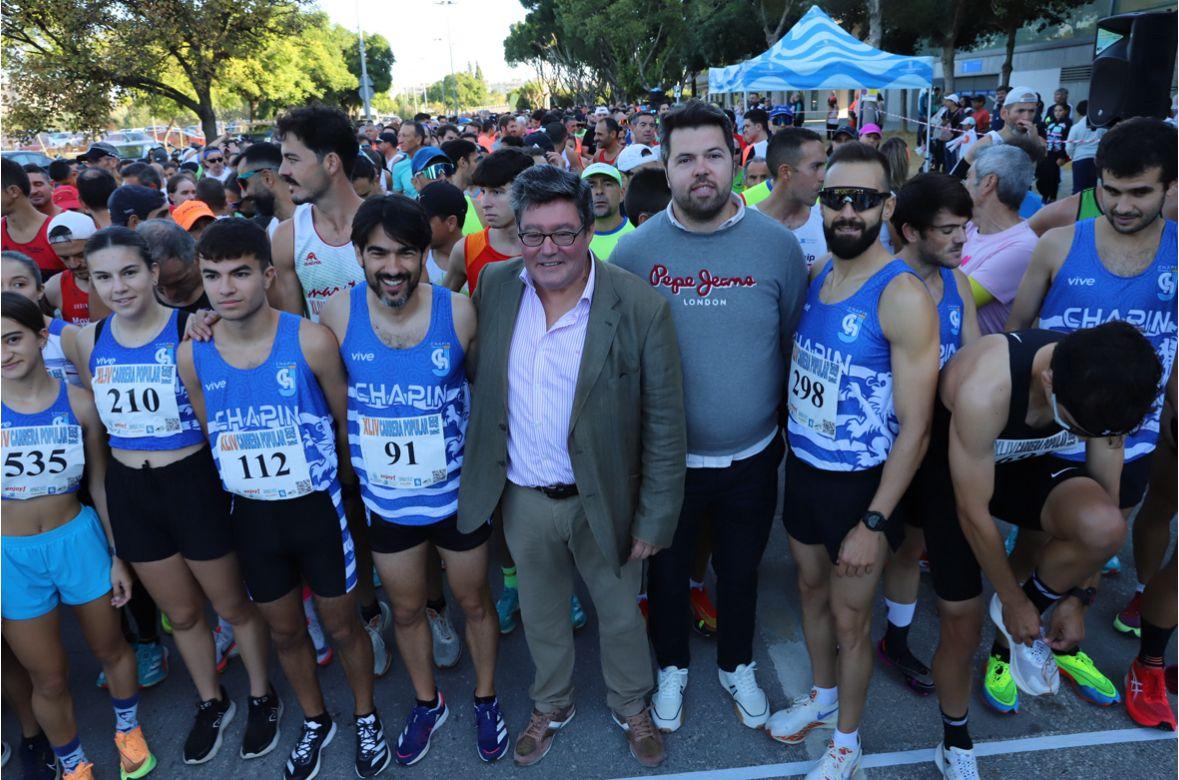 La XLIV Carrera Popular de Jerez supera los 1.000 participantes en un ambiente festivo y familiar