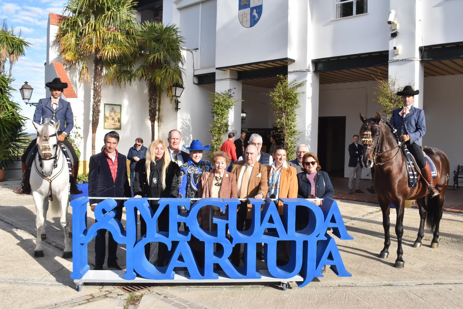 Homenaje de la Yeguada Cartuja a la Yeguada Adrián Collado por llevar por primera vez un caballo del Hierro del Bocado a América