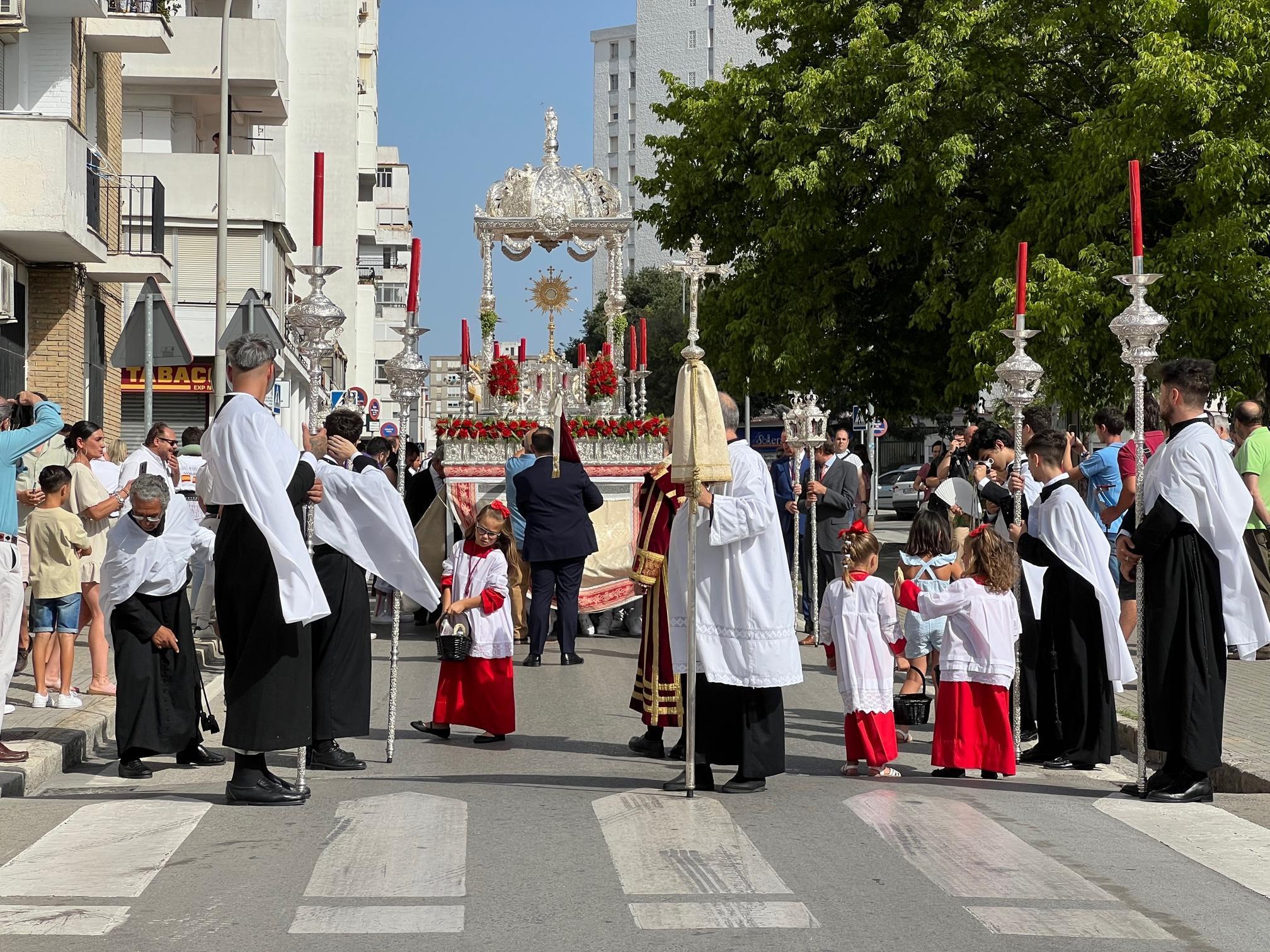 LXV años como Hermandad Sacramental en Santa Ana