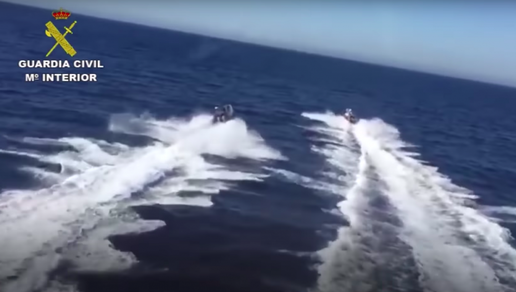 El Servicio Marítimo de la Guardia Civil de Ceuta detiene a 4 narcos e incauta 3000 kilos de hachís en la costa de Málaga