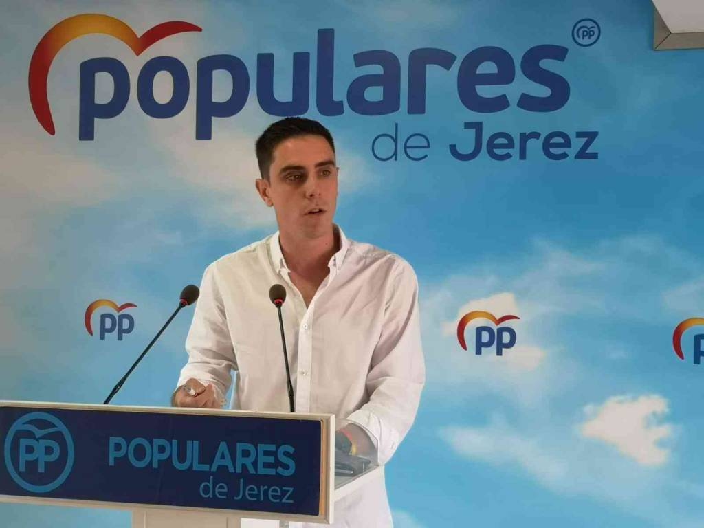 El PP rechaza la propuesta de Mamen Sánchez de pagar la deuda municipal en el año 2045