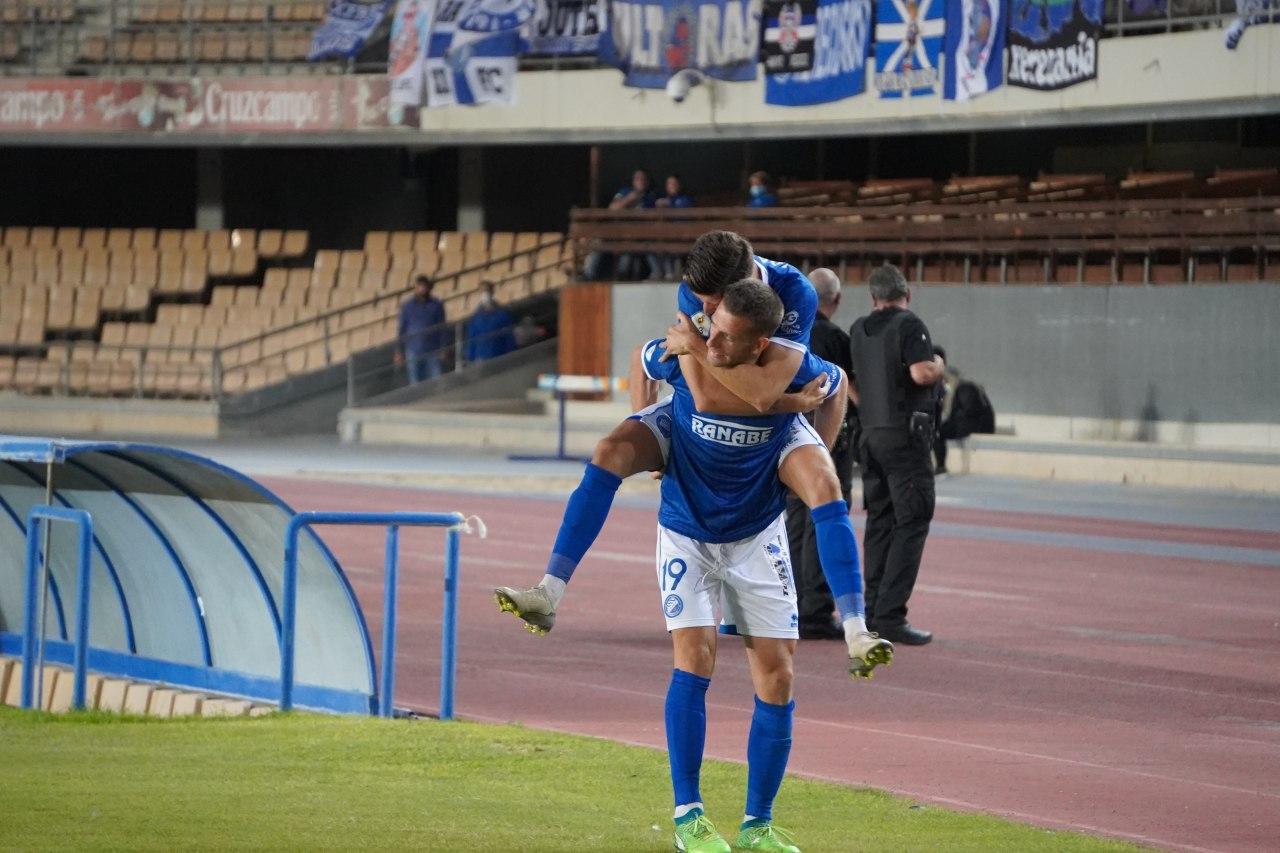 Xerez DFC 1-0 CD Rota: Máyor colorea de azul el debut en Chapín