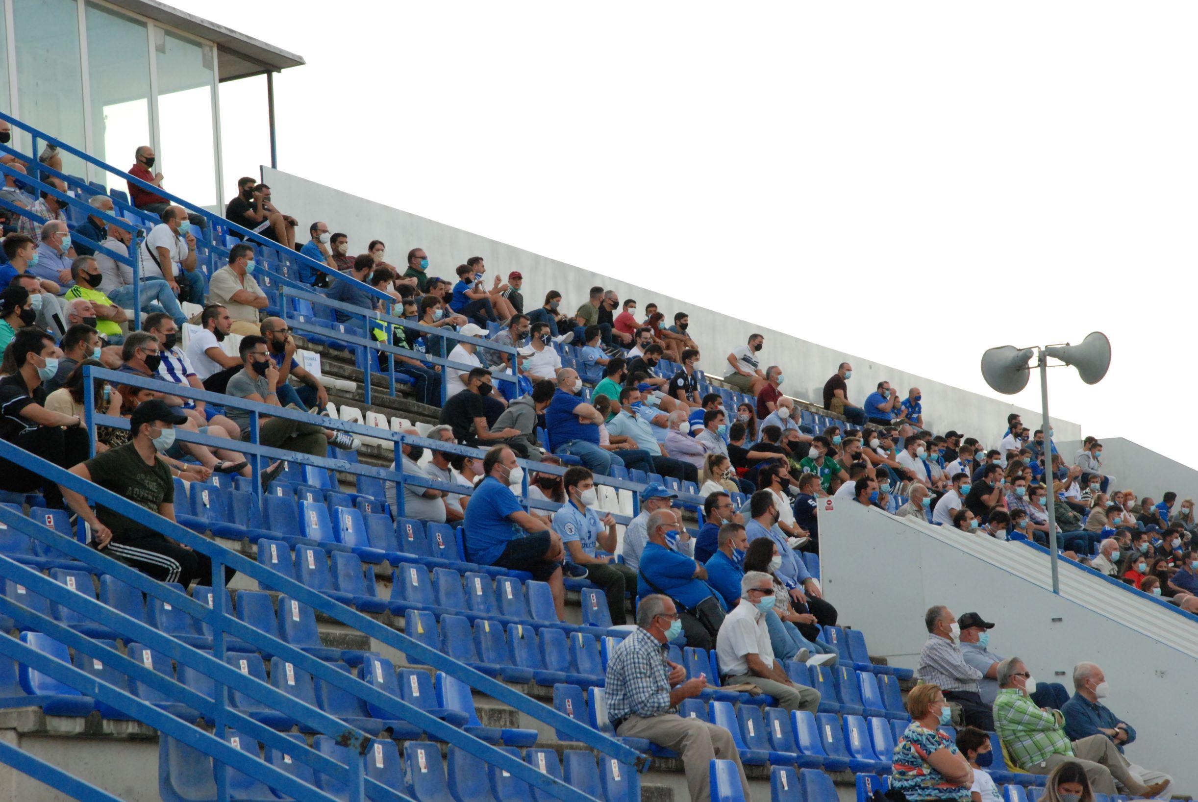 Límite de 800 aficionados para el Xerez DFC vs CD Rota en Chapín