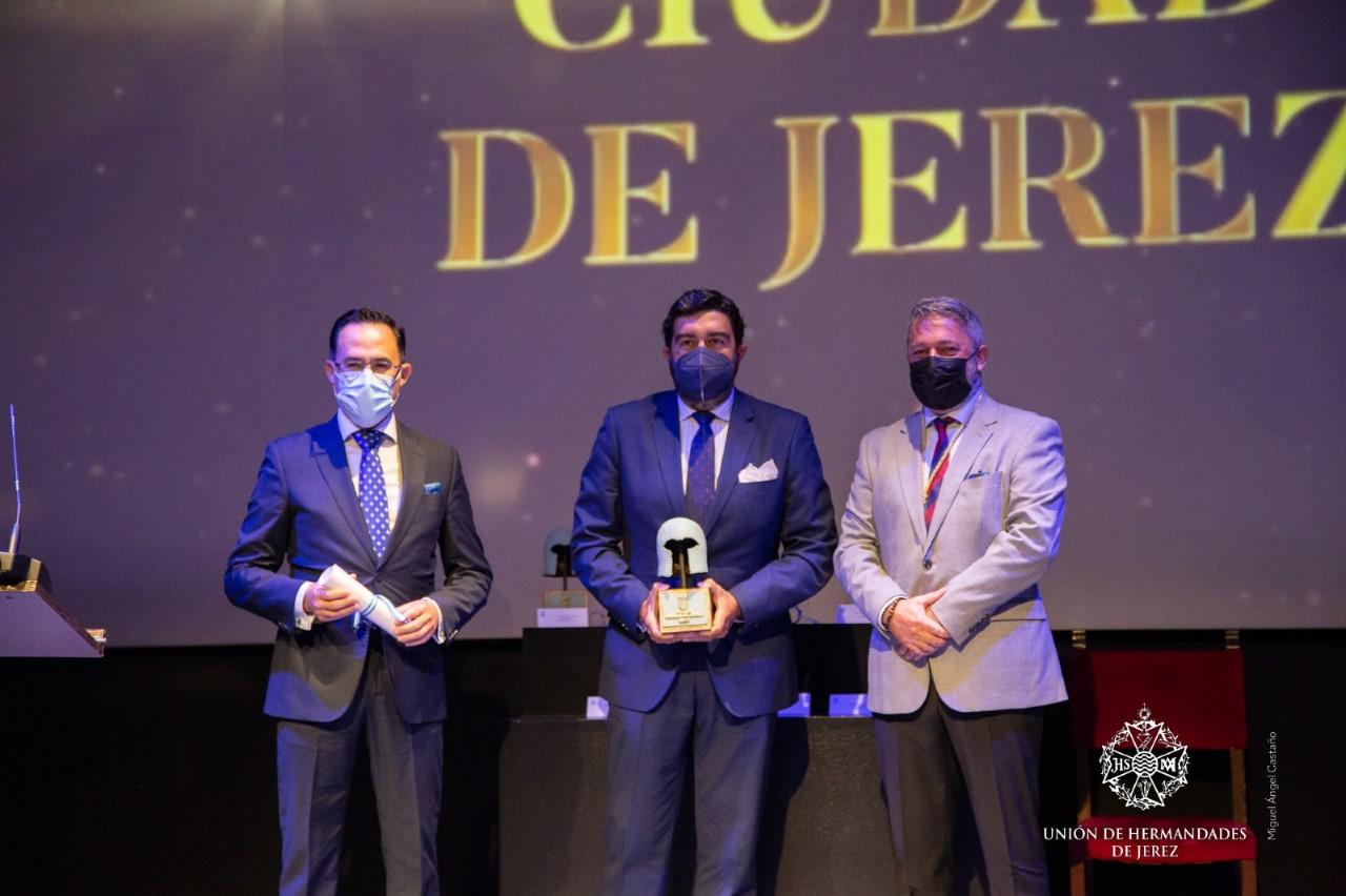 La Unión de Hermandades recibió el premio 'Ciudad de Jerez'