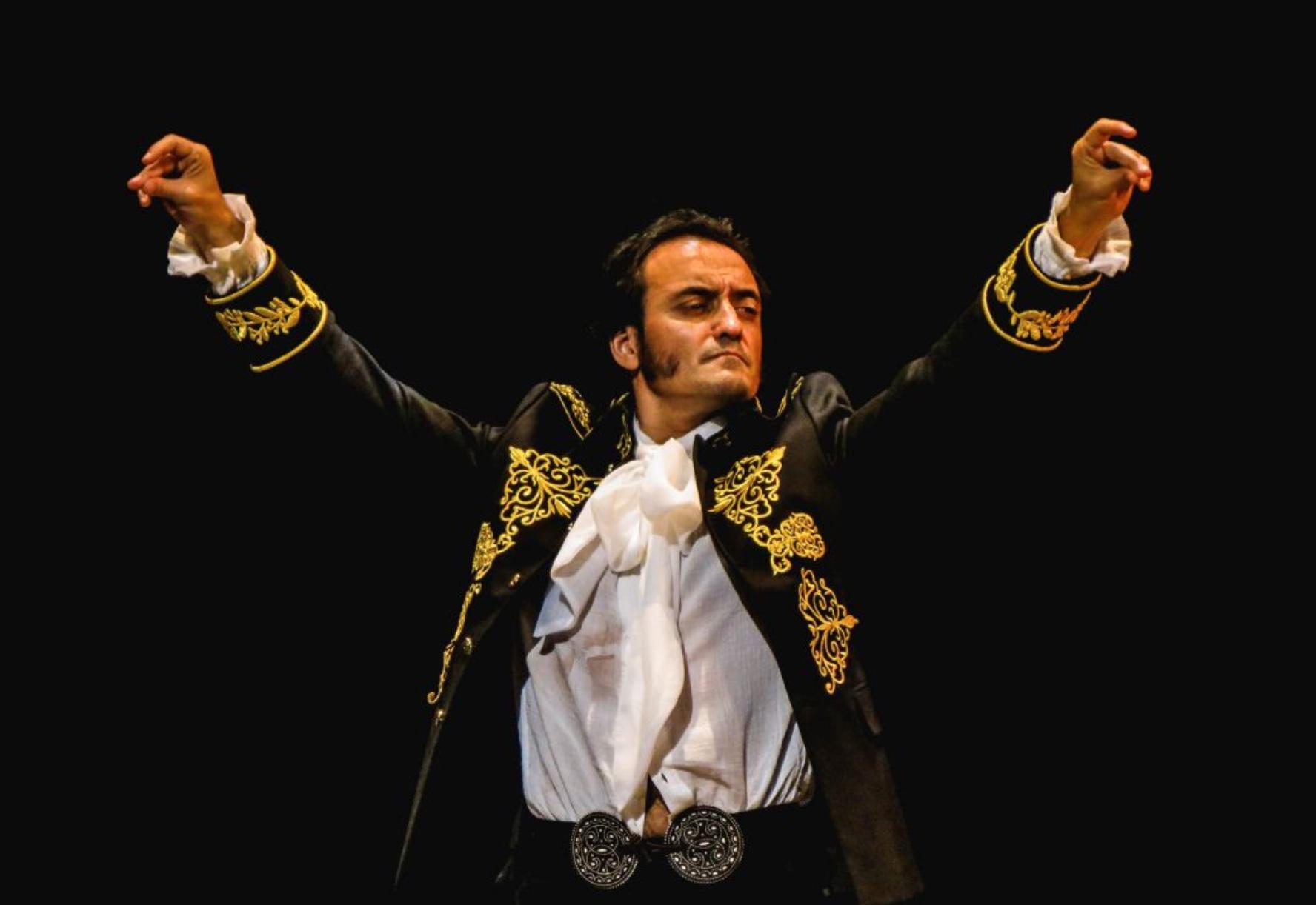 El bailaor flamenco David Morales celebra 40 años sobre las tablas con una gira por Colombia