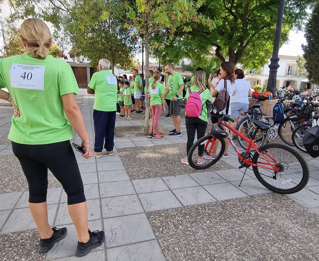 Decenas de ciclistas se dan cita en el XVIII Día de la Bici-amistad de Guadalcacín