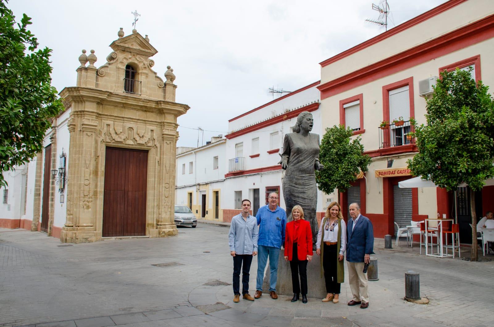 Pelayo destaca la inversión de la Junta en vivienda en el barrio de San Miguel