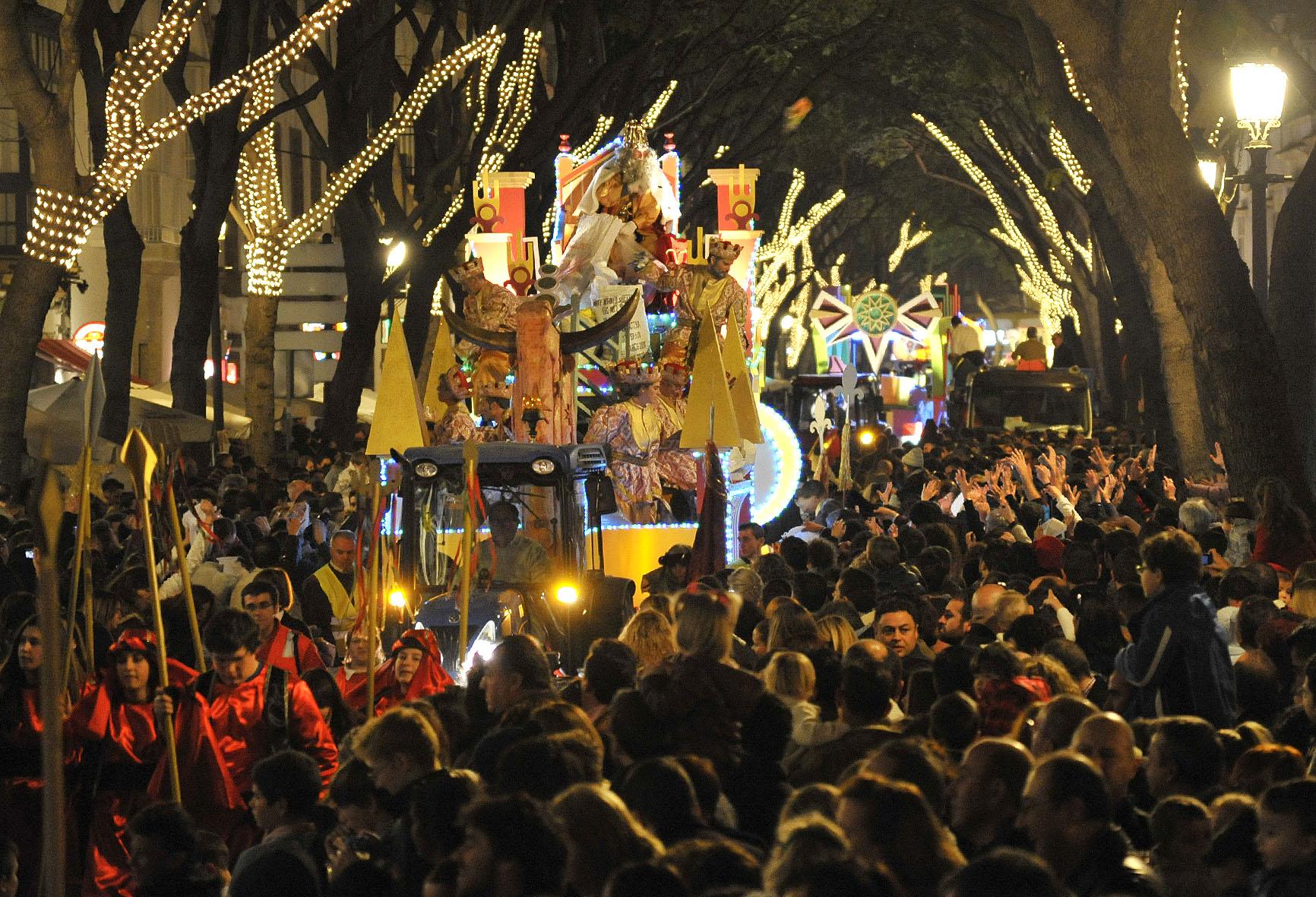 Luis Lara, Ana María Orellana y Fernando Calderón encarnarán a los Reyes Magos de Jerez 2024