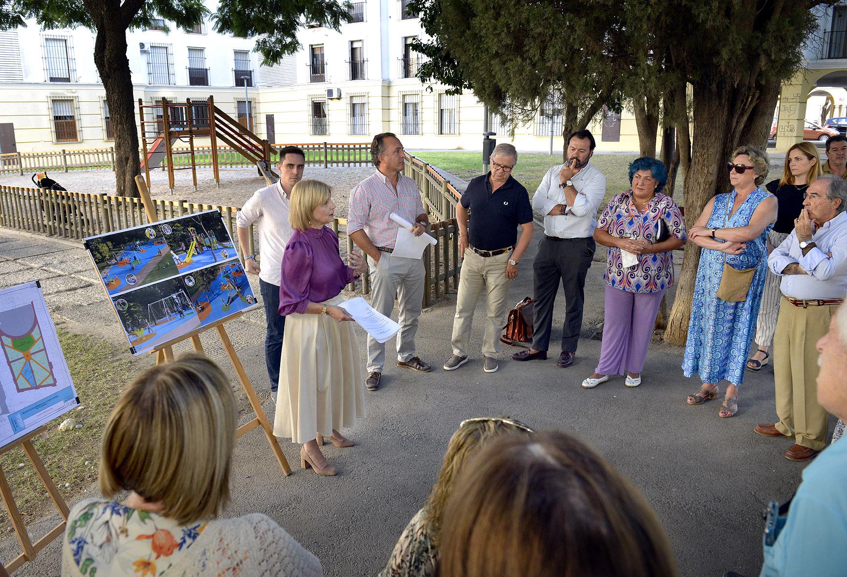 La alcaldesa de Jerez explica a los vecinos el proyecto de reforma de la Plaza Madrid