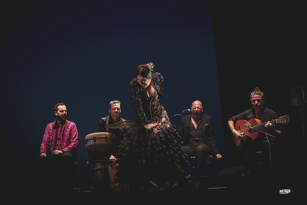 David Nieto y Paula Sierra se dejan el alma en la inauguración de la III Bienal de Flamenco de Cádiz, Jerez y Los Puertos
