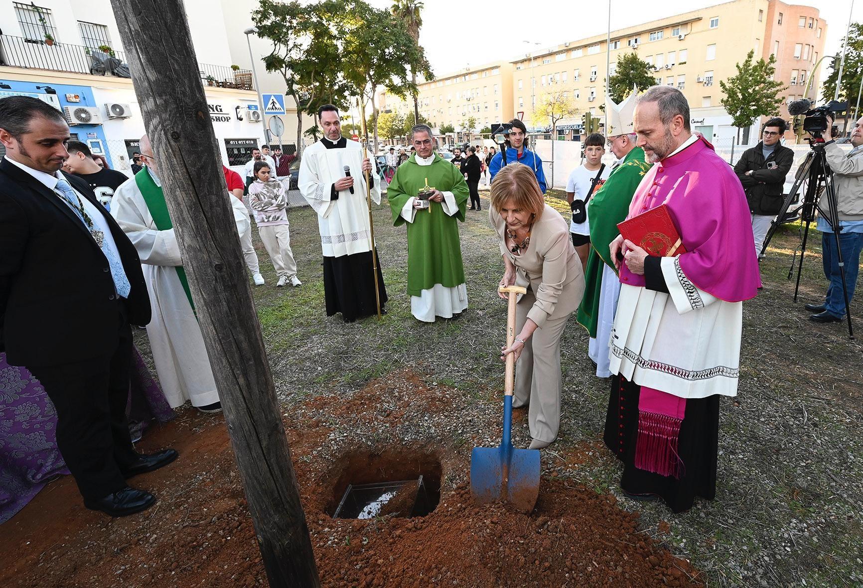 Primera piedra de la nueva Parroquia del Rocío