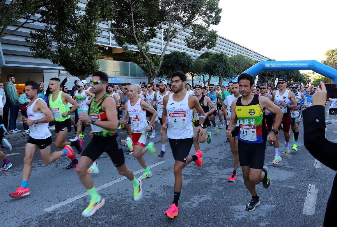 La 28ª Media Maratón de Jerez "convierte a nuestra ciudad en una fiesta del deporte con récord de participación"