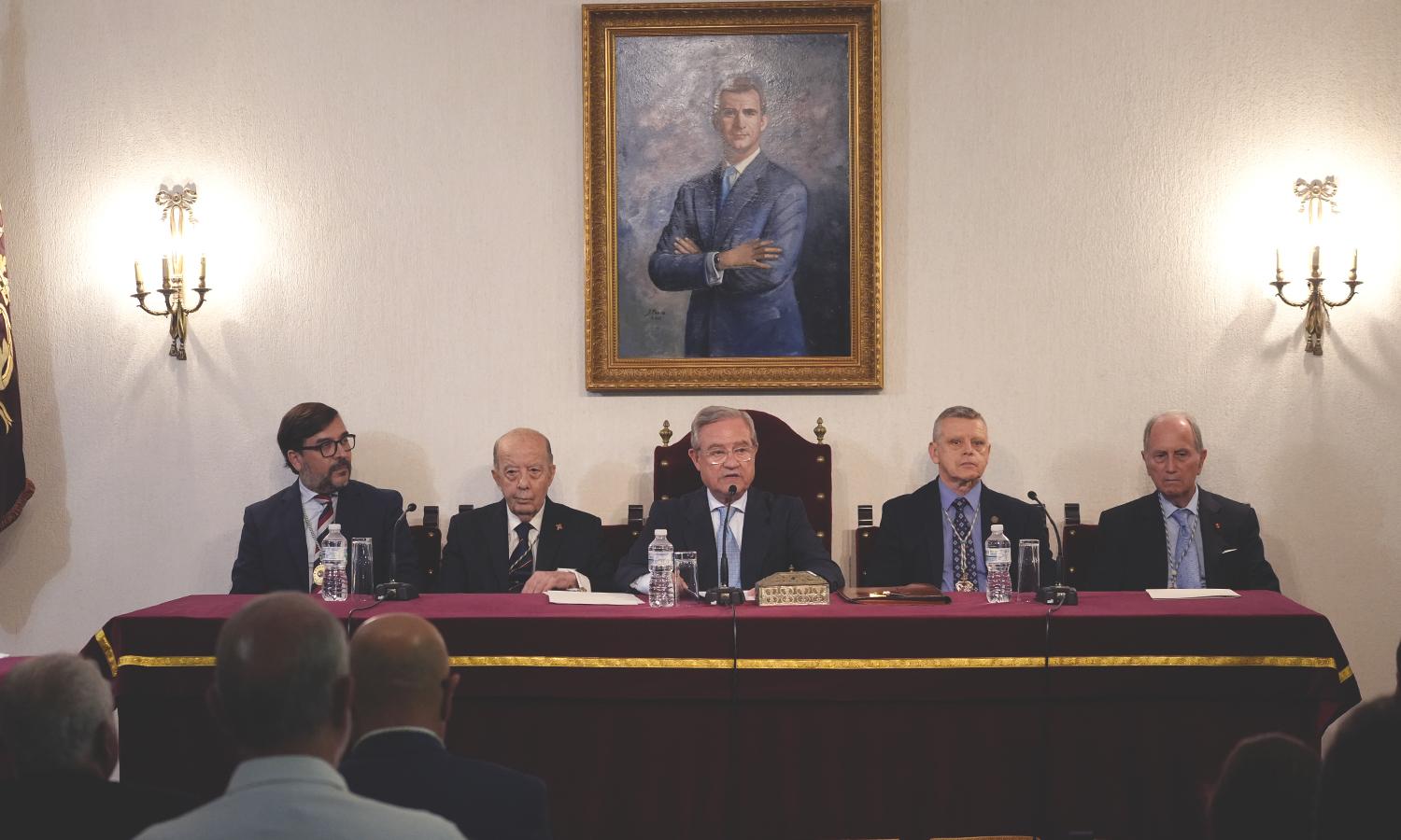  La Academia de San Dionisio inaugura el curso 2025-2026 con una reflexión económica sobre "los nuevos felices veinte"