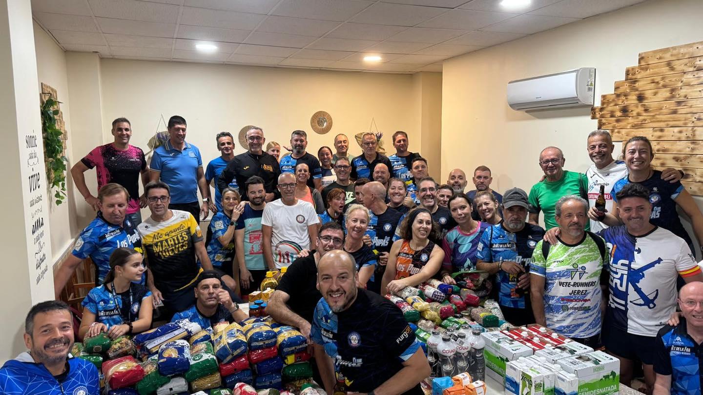 Éxito rotundo del Entreno Solidario en Jerez: 330 kilos de alimentos para el Comedor El Salvador