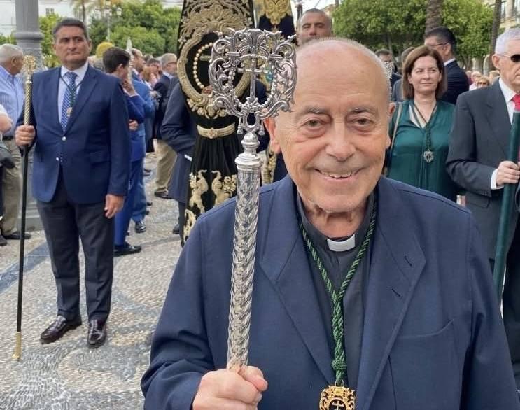Luto por el sacerdote marianista José María Osborne