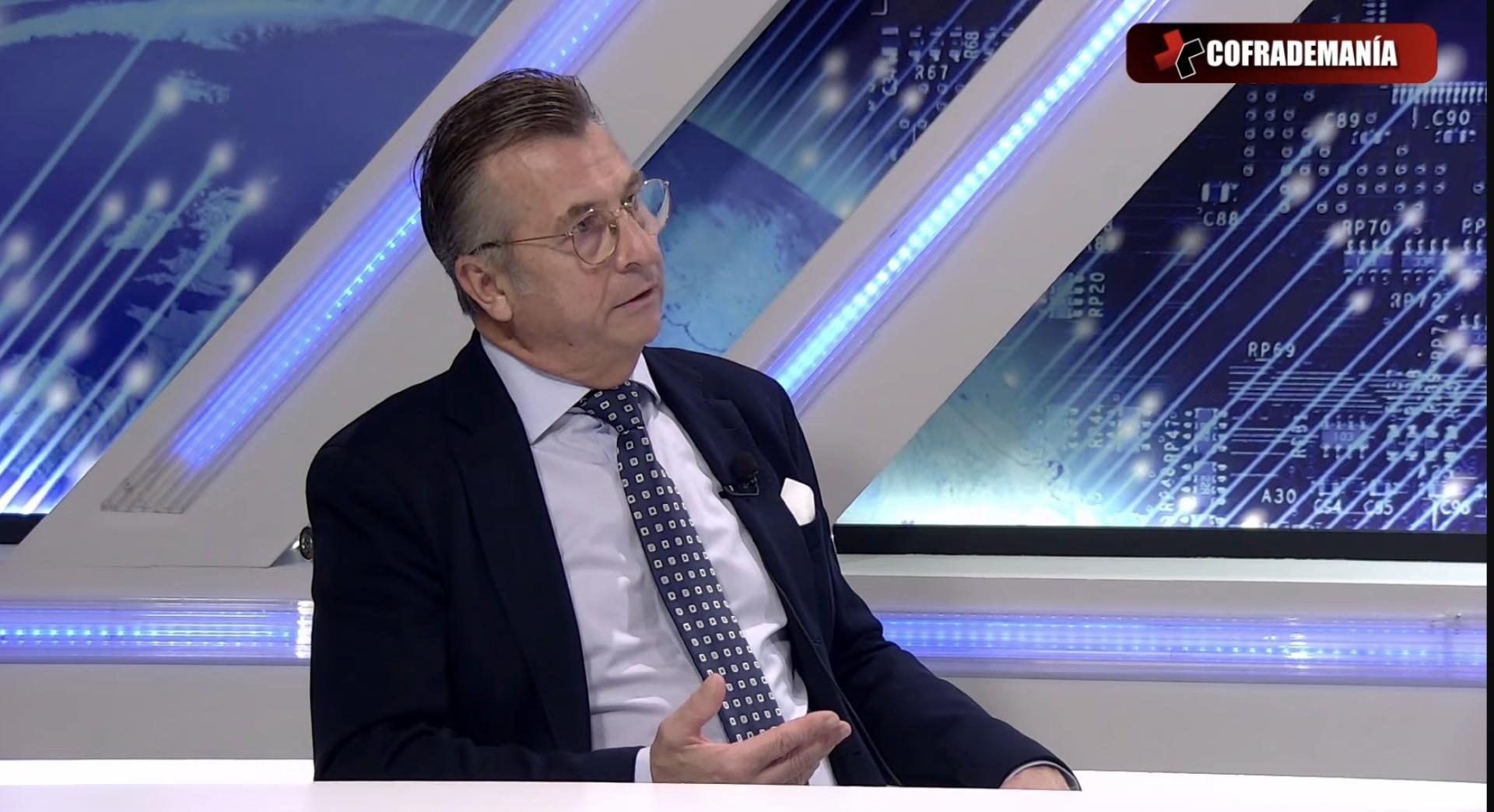Cofrademanía: "A los capataces les sobra protagonismo''