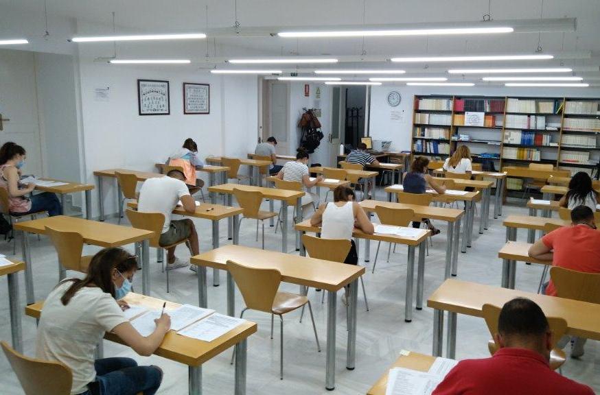 La UNED de Cadiz realizará en modo telemático los exámenes de septiembre a unos 3.000 estudiantes
