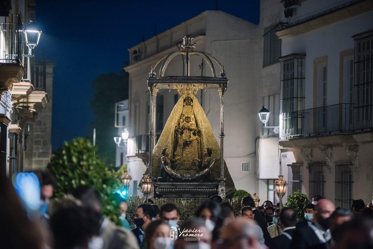 La procesión de los recuerdos y los reencuentros