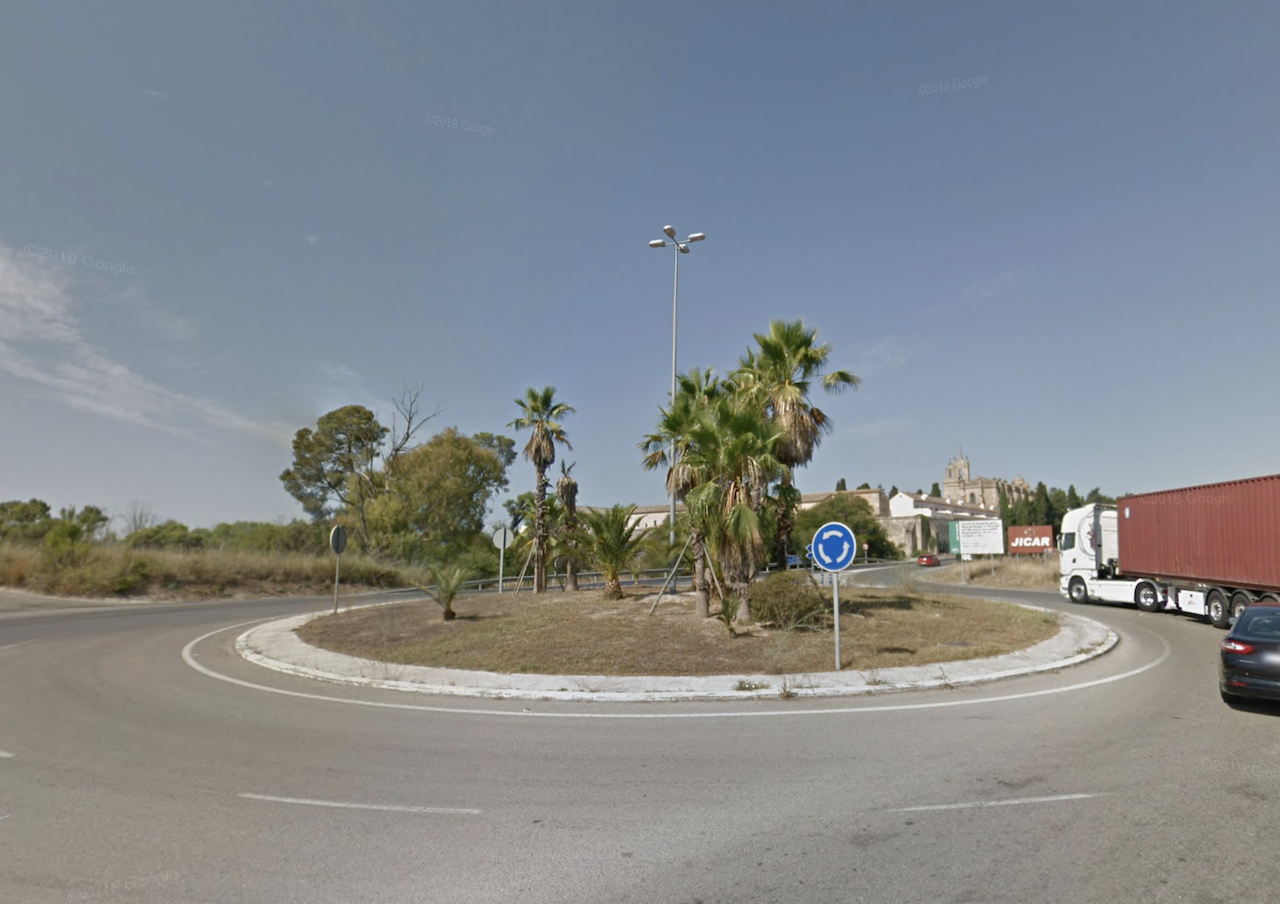 Cuatro jóvenes heridos en un accidente de tráfico en Jerez