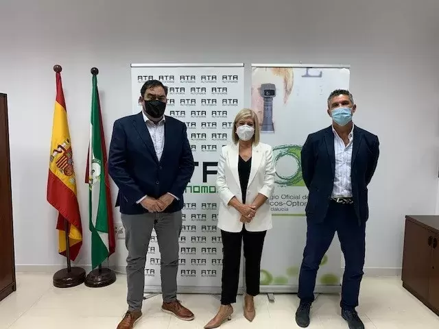 Los ópticos-optometristas andaluces se integran en ATA Andalucía