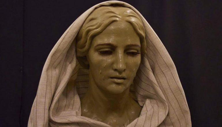 Nueva dolorosa: Nuestra Señora del Carmen en sus Misterios Dolorosos