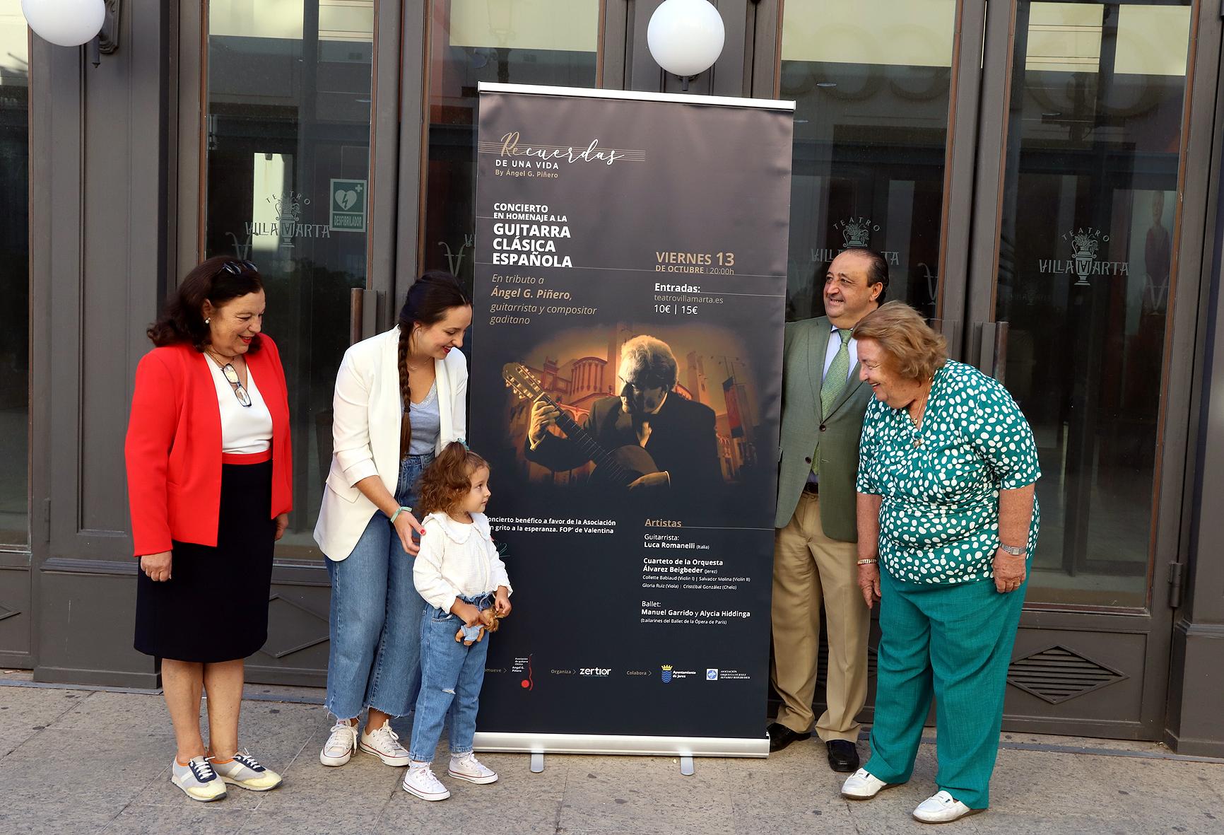 Homenaje a la guitarra clásica española española en el Teatro Villamarta a beneficio de la causa de Valentina