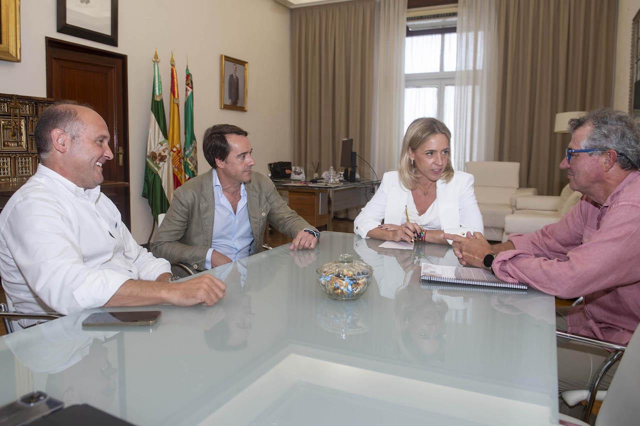 Diputación y Asaja estudian vías para ampliar su colaboración institucional