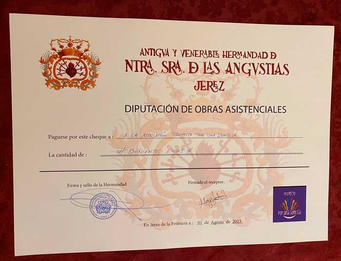 Las Angustias realiza un donativo a la Asociación “Proyecto por una Sonrisa”