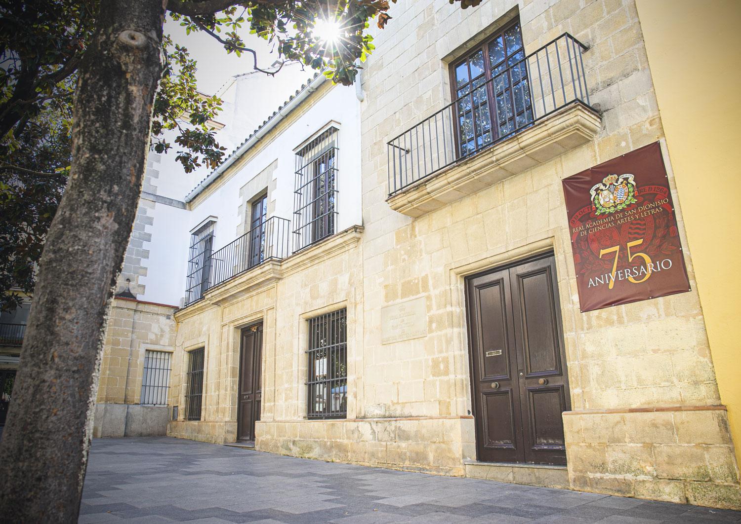 La Academia San Dionisio inicia el curso con una agenda cargada de actos