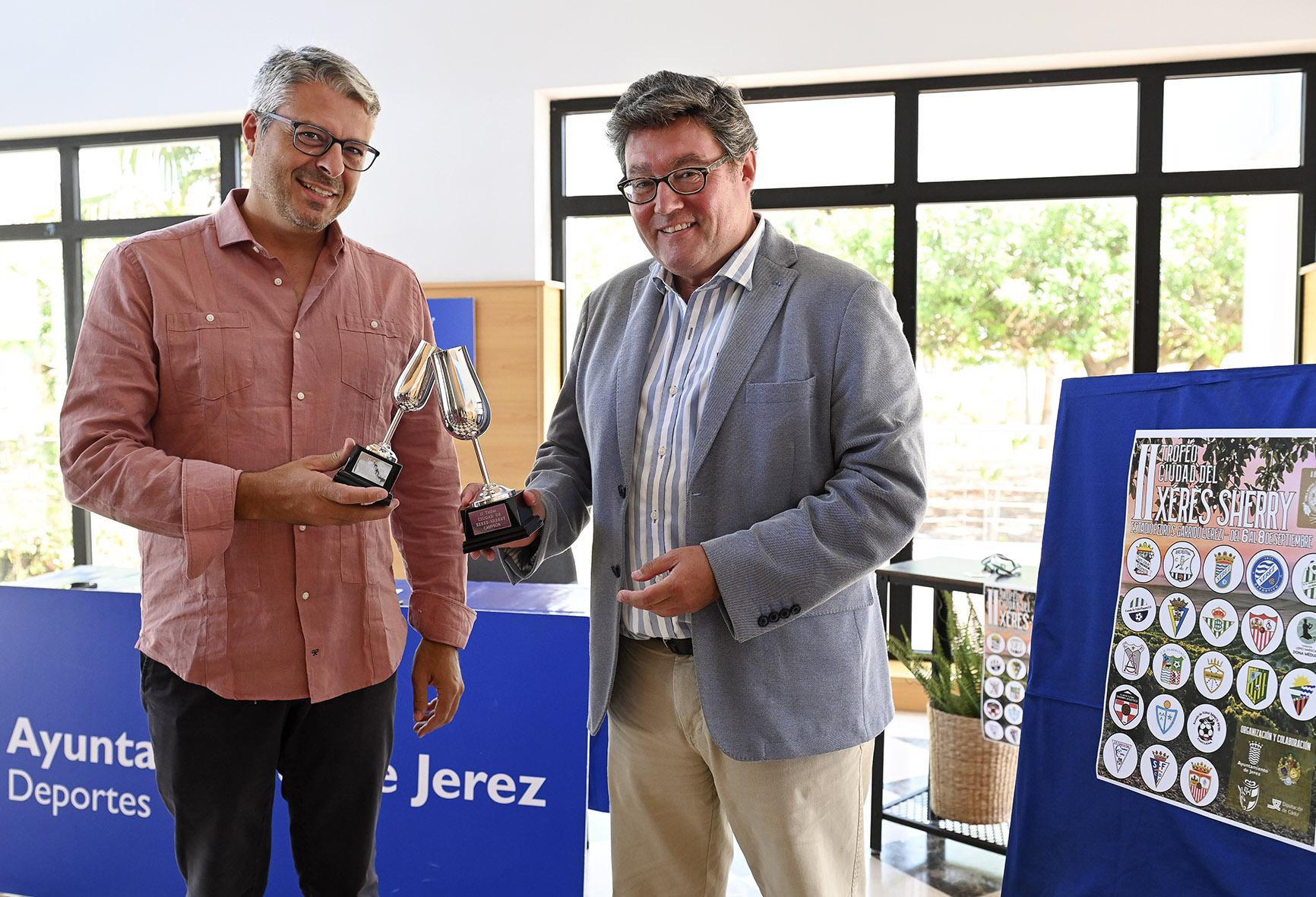 II Trofeo Ciudad del Xérès-Sherry a beneficio de la Exaltación