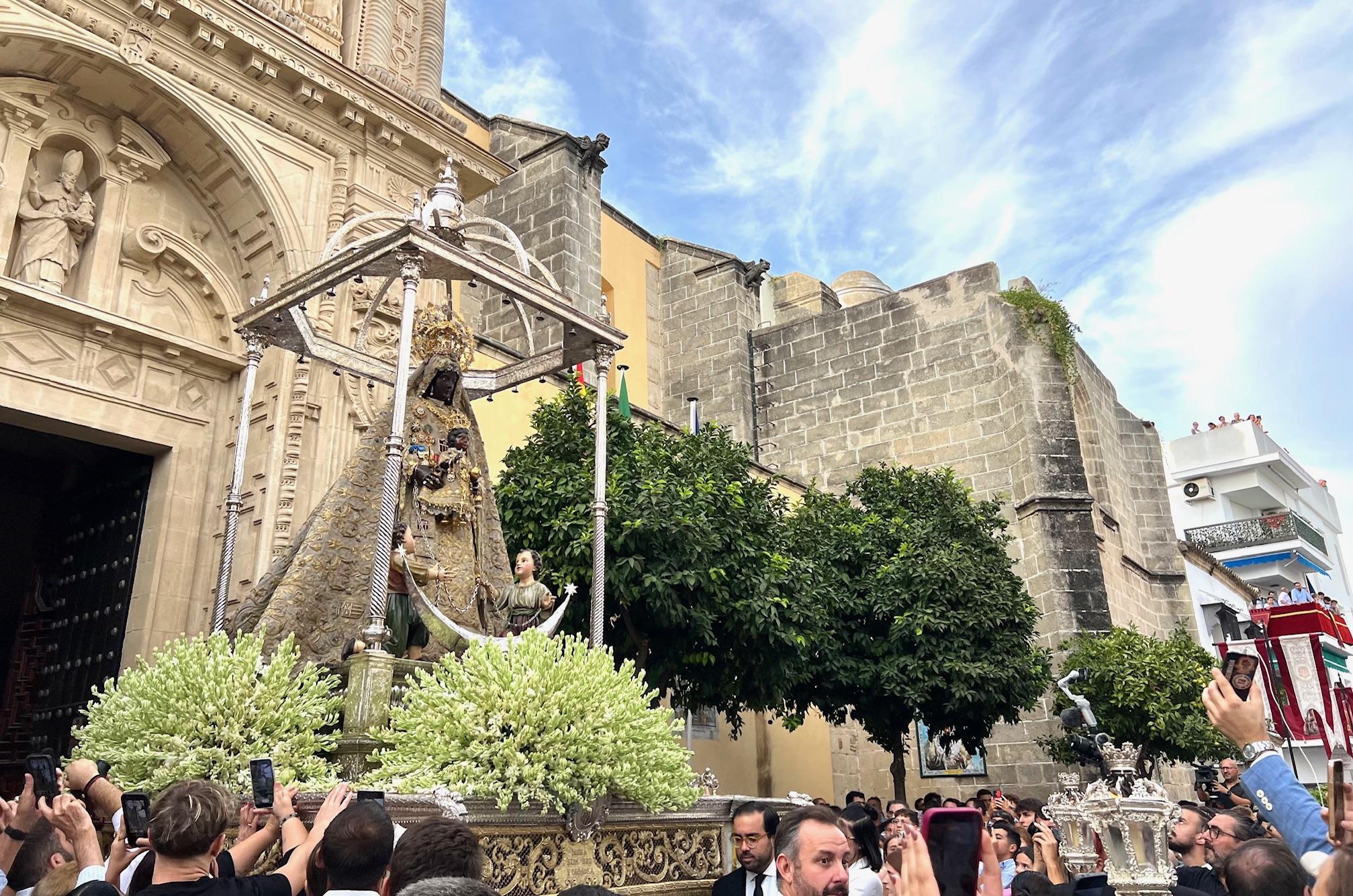 Radio: así vivimos la salida de la Virgen de la Merced