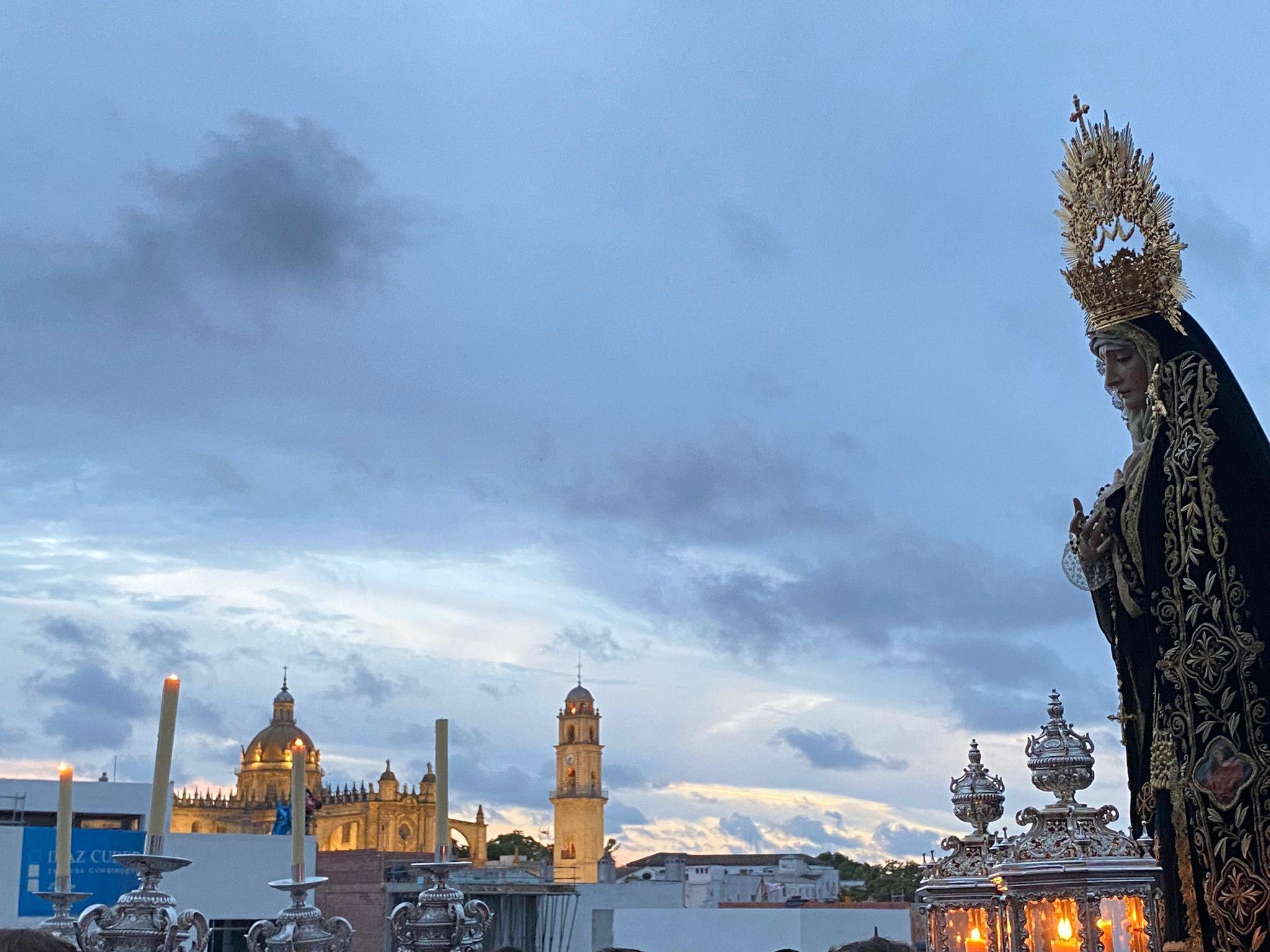Este viernes, Rosario vespertino desde San Lucas