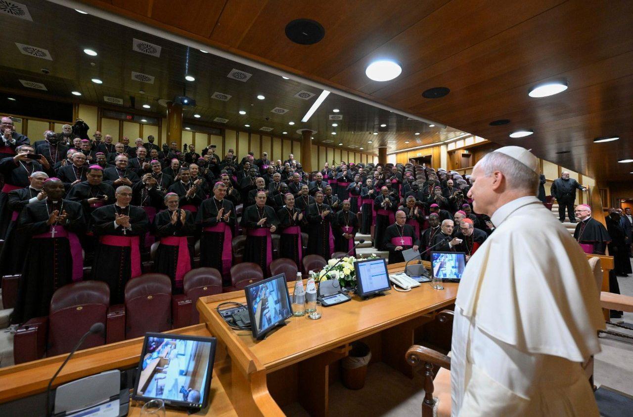 Cinco reflexiones del Papa León XIV a los obispos
